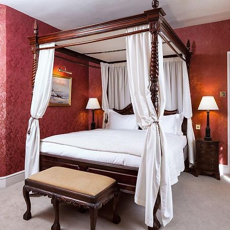 The Angel Posting House & Livery Guildford Bagian luar foto