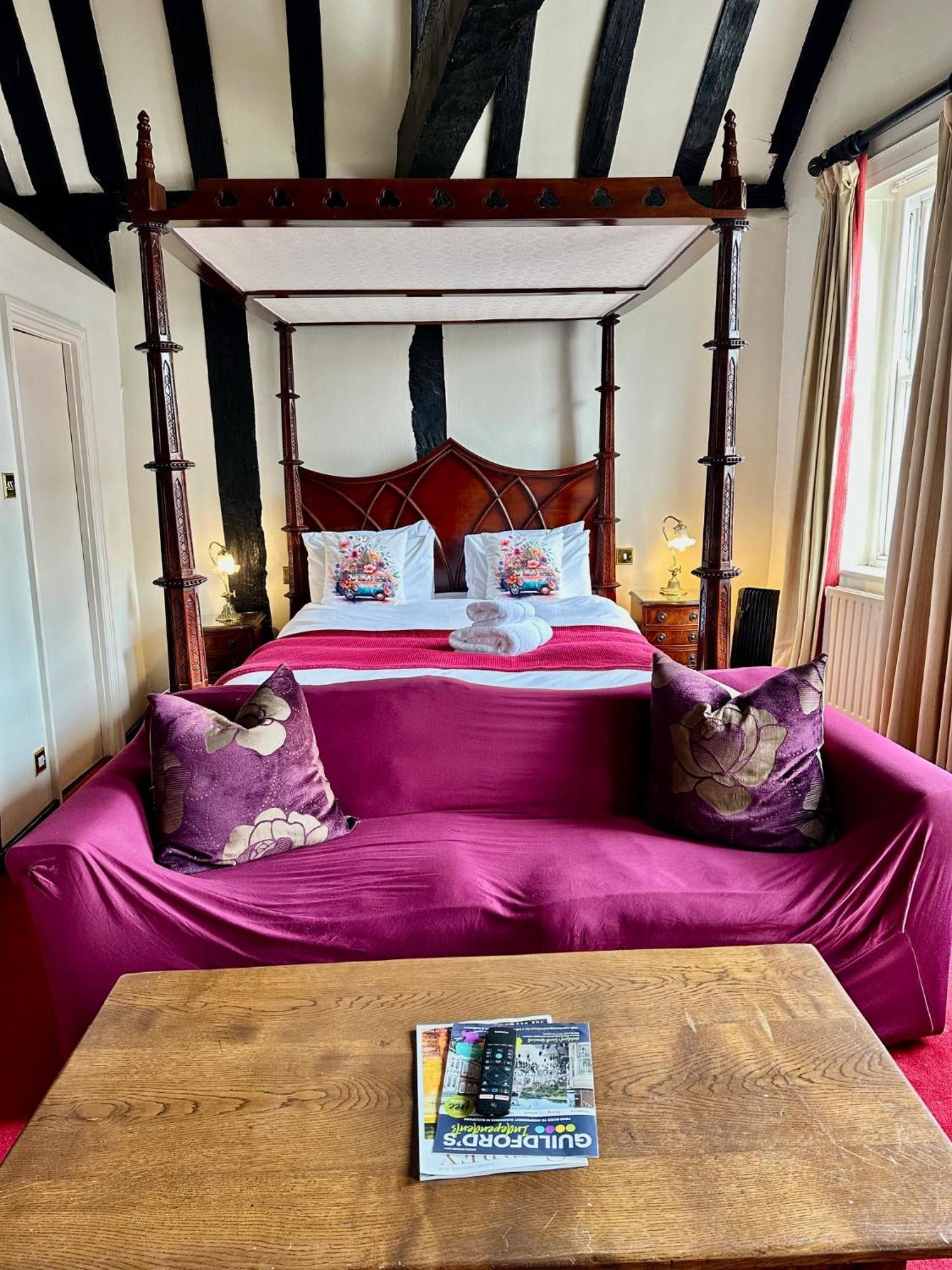 The Angel Posting House & Livery Guildford Bagian luar foto